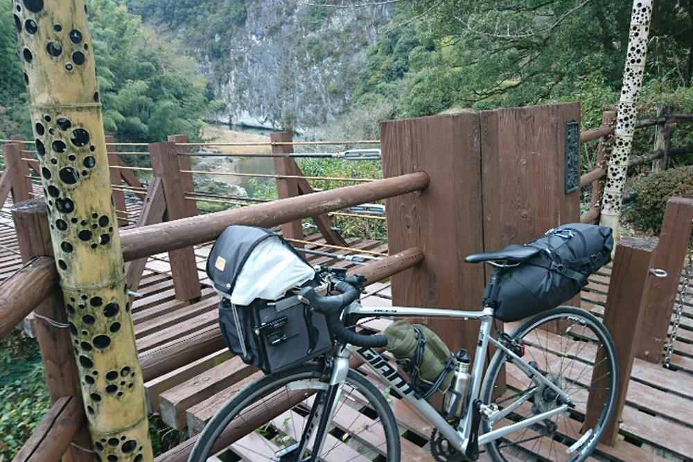 バイクパッキングで行く正月ソロキャンプでうまいものに舌鼓