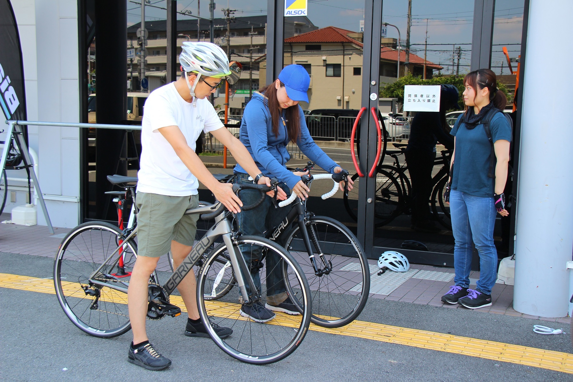 スポーツ 自転車 の 乗り 方